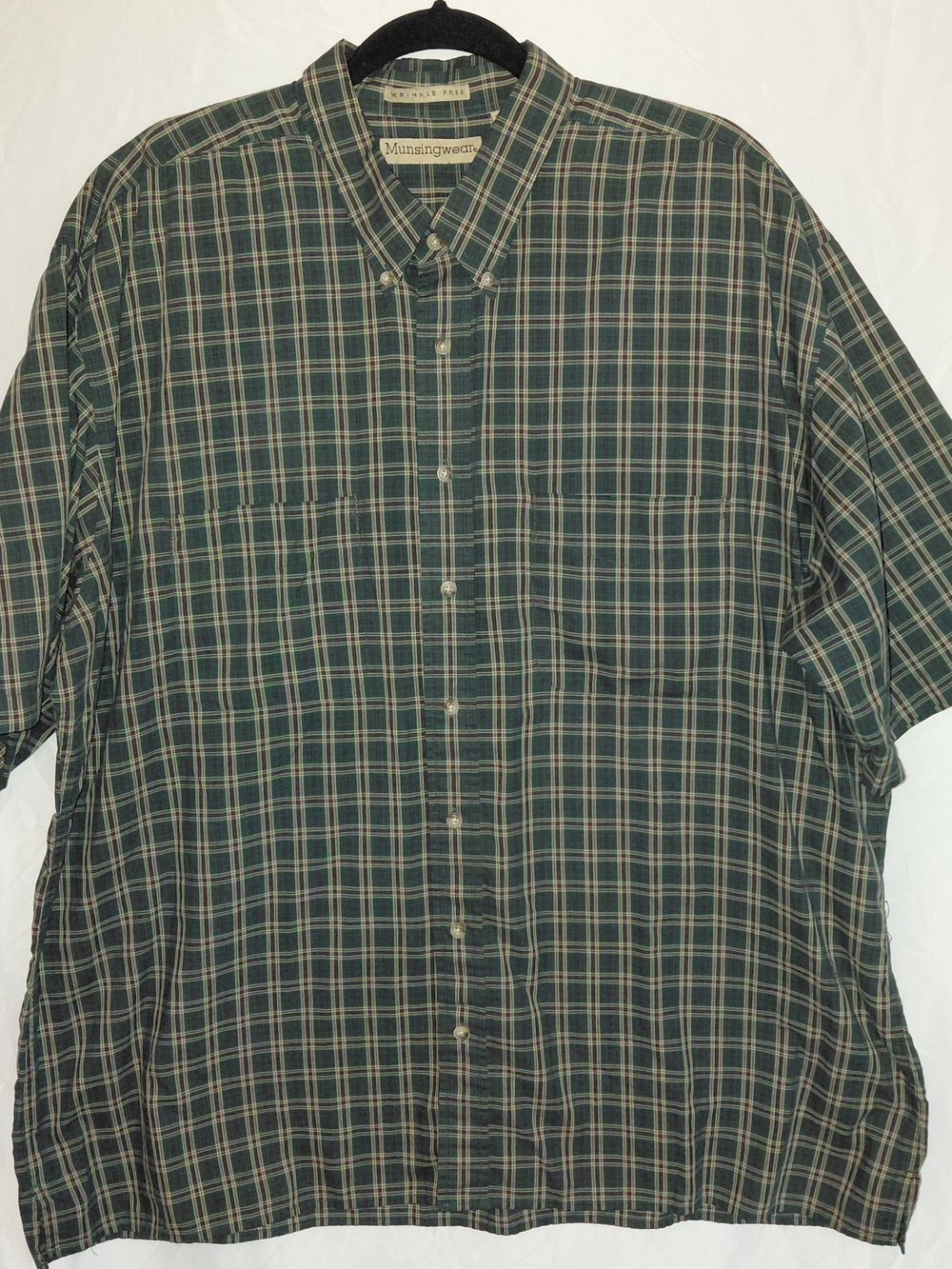 Munsingwear Men's Dark Green Plaid Button-Down Shirt #2277